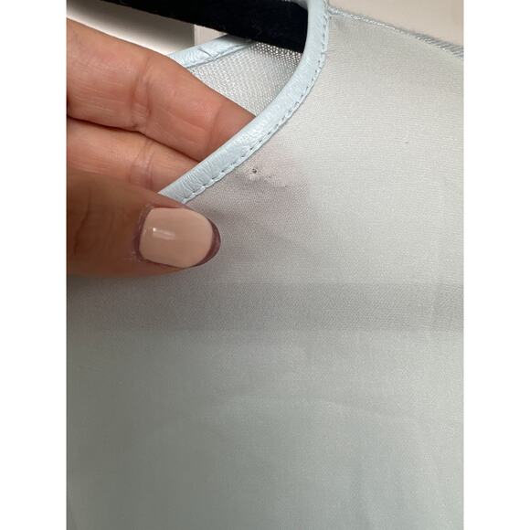 Vince Women's Linen & Silk with Leather Trim Light Blue Casual Shirt, Size XS - Picture 2 of 14